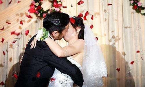 婚后女性是否应该放弃工作？一场关于女性职业选择的深度探讨