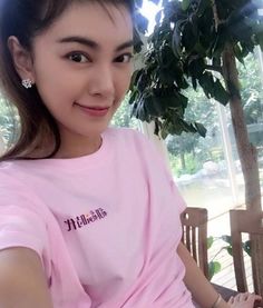 爱情公寓中的秦羽墨女神：解码现代都市女性的爱情与成长