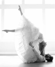 《全情投入，何惧深情之重？揭秘爱情中的全然奉献》