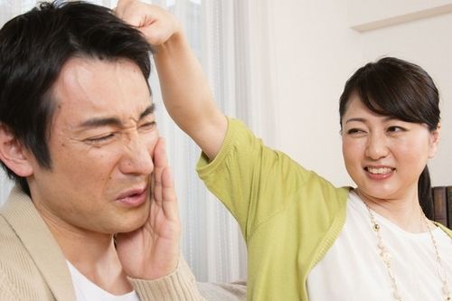 吵架频繁说分手？揭秘情侣沟通困境与解决之道