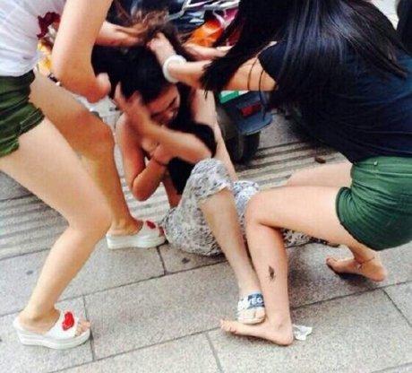 《被小三拆散的爱情能否复合？专家解析复合的可能性及应对策略》