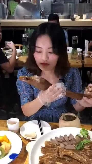 【揭秘】一顿饭，揭秘现代都市恋情的微妙变化