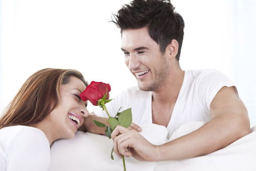 《婚姻新趋势：为何越来越多的女性选择婚后不生育？揭秘背后原因及应对策略