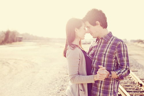 梦境解析：梦见与男友分手，心理暗示下的情感波动