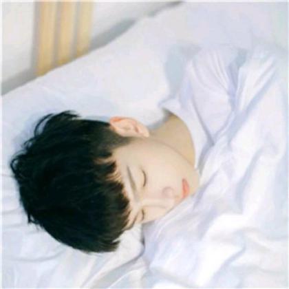 【专家解读】床上头不舒服，女生的常见困扰及应对策略