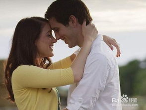 探索“男男相爱”：社会变迁下的同性恋关系解析