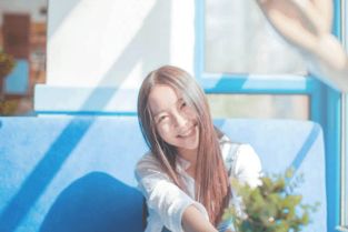 第一次约会，这份礼物让她的心“怦然”跳？