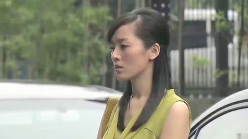 《怒火中烧：一怒之下捅伤出轨妻子，家庭悲剧背后有何隐情？》