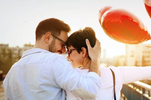 如何把握与心仪女生的亲密关系？揭秘恋爱中“天天在一起”的秘诀