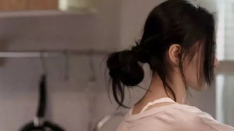 青春期的困惑：女生与男生过早同居，究竟隐藏了哪些风险？