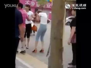 毫州女子街头遭当众殴打，小三风波背后揭示婚姻伦理危机