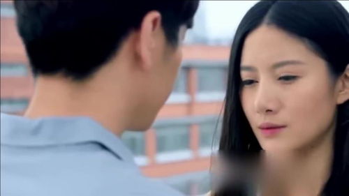 《分手后的潇洒转身：如何在痛苦中保持优雅》