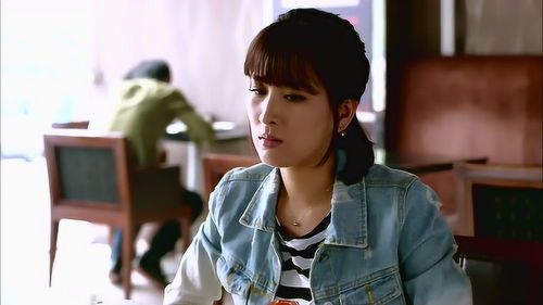 《婚嫁之选：女生婚前还是婚后，职场竞争哪家强？》