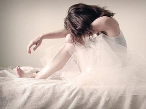 最不愿意成为“小三”的星座女：揭秘水瓶座的坚定立场