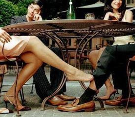 《婚姻危机来临：夫妻一方出轨，如何应对？揭秘挽救与自我成长的路径》