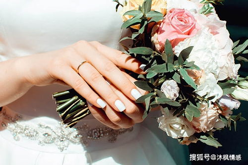 《婚后惊觉：伴侣狐臭问题如何应对？揭秘狐臭成因与解决方案》