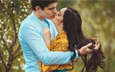 婚姻诱惑下的抉择：男人为何想让你离婚娶他？