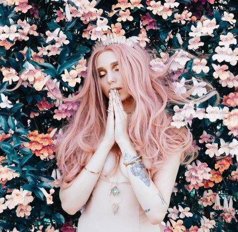 揭秘12星座爱情心机女王：哪个星座女最擅长情感操控？