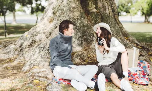 《出轨，婚姻的裂痕：如何面对没有感情的婚姻挑战？》