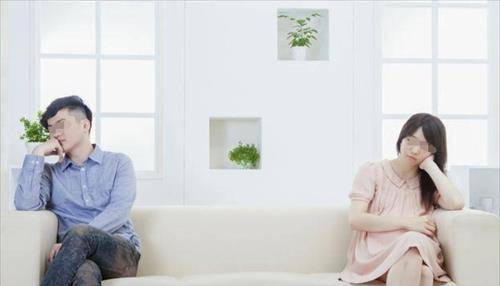男方婚后过户房产，女方权益如何保障？揭秘婚后房产过户那些事儿