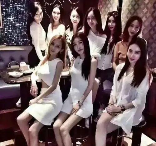 揭秘“鸡”与“小三”：当代女性的复杂处境与自我救赎之路