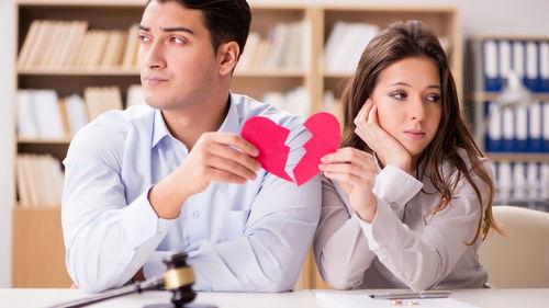如何巧妙引导男人提出离婚？——揭秘婚姻破裂的微妙策略