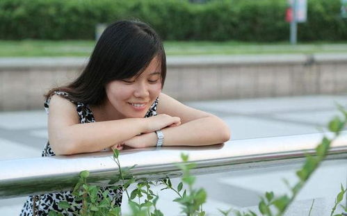 《七年小三，大龄剩女路在何方？揭开情感困境的真相》