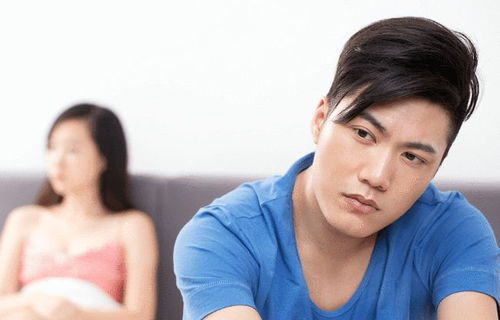 《出轨的悖论：为何男人即便出轨，仍与妻子同床共枕？揭秘背后的心理动因与