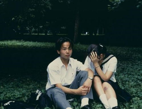 古龙与第一任妻子的婚姻之谜：探究一代武侠大师的早年情史