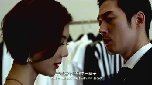 《爱情博弈：男生问女生“后悔了吗？”背后的心理解析与应对策略》