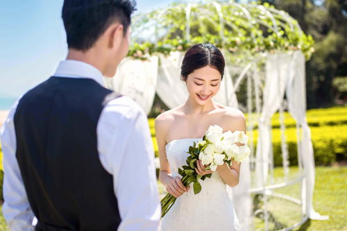 《婚期将至，女方工作意外中断：如何应对这突如其来的挑战？》