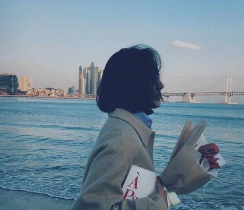 《女生分手后真的不会难过吗？揭秘情感愈合的奥秘》