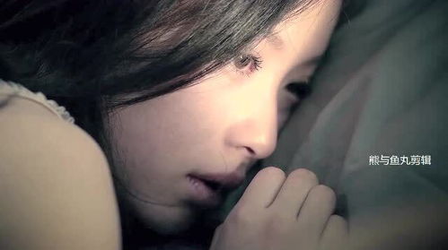 女生在爱情里卑微的原因探析：是爱太深，还是失去自我？