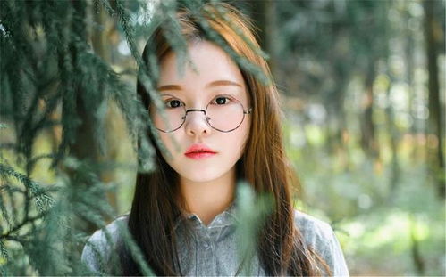 双鱼座女生在爱情中的绝情之谜：揭秘情感世界的温柔与决断