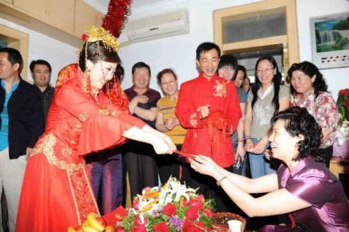 结婚前送女方家亲戚礼，如何把握度与礼节？