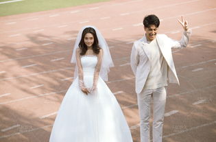 《从校服到婚纱，婚姻的裂痕：揭秘老公出轨背后的真相》