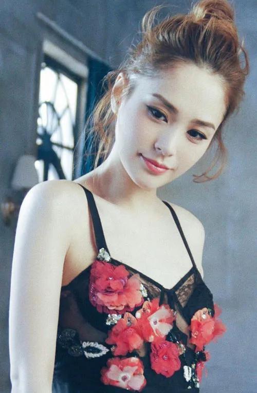 揭秘：当过小三的四位女星，她们的人生轨迹与情感抉择