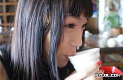 《分手后，网名女生如何重新定义自己？揭秘网络心理与自我重塑策略》