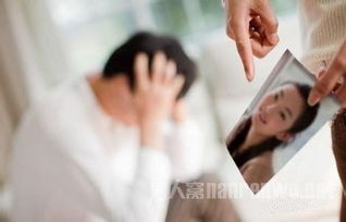 感情破裂的导火索：揭秘小三的介入与婚姻危机