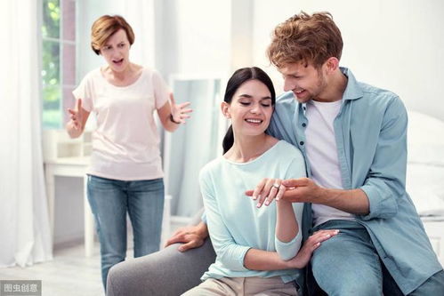 《婚姻隐瞒：女方不知情男方有孩子，揭秘婚姻中的信任危机》