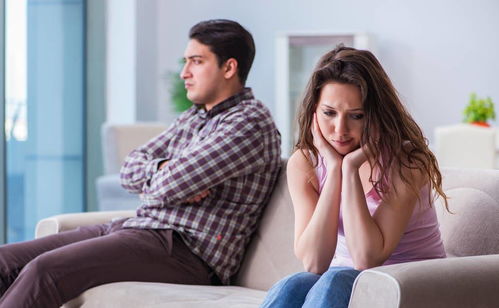 女友劈腿却结婚幸福？揭秘婚姻中的爱情与忠诚之谜