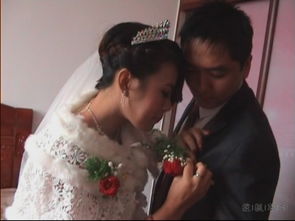 小三婚变后仍怀念前男友？揭秘婚外情的心理真相