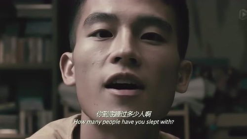 《爱情试炼：男生为何被女生背叛后泪水横飞？揭秘心理创伤与应对策略》