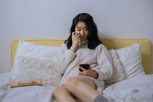 梦境中的出轨阴影：揭秘梦到老公哭泣的心理成因与应对策略